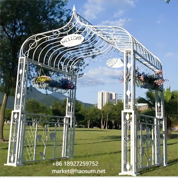Wholesale Decorative Wrought Iron Metal Arch European Style Spire Promenade Wedding Stage Decoration